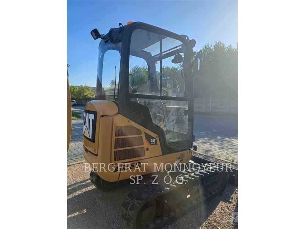 CAT 302.4D Bageri guseničari