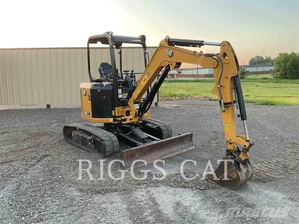 CAT 302.7 Bageri guseničari