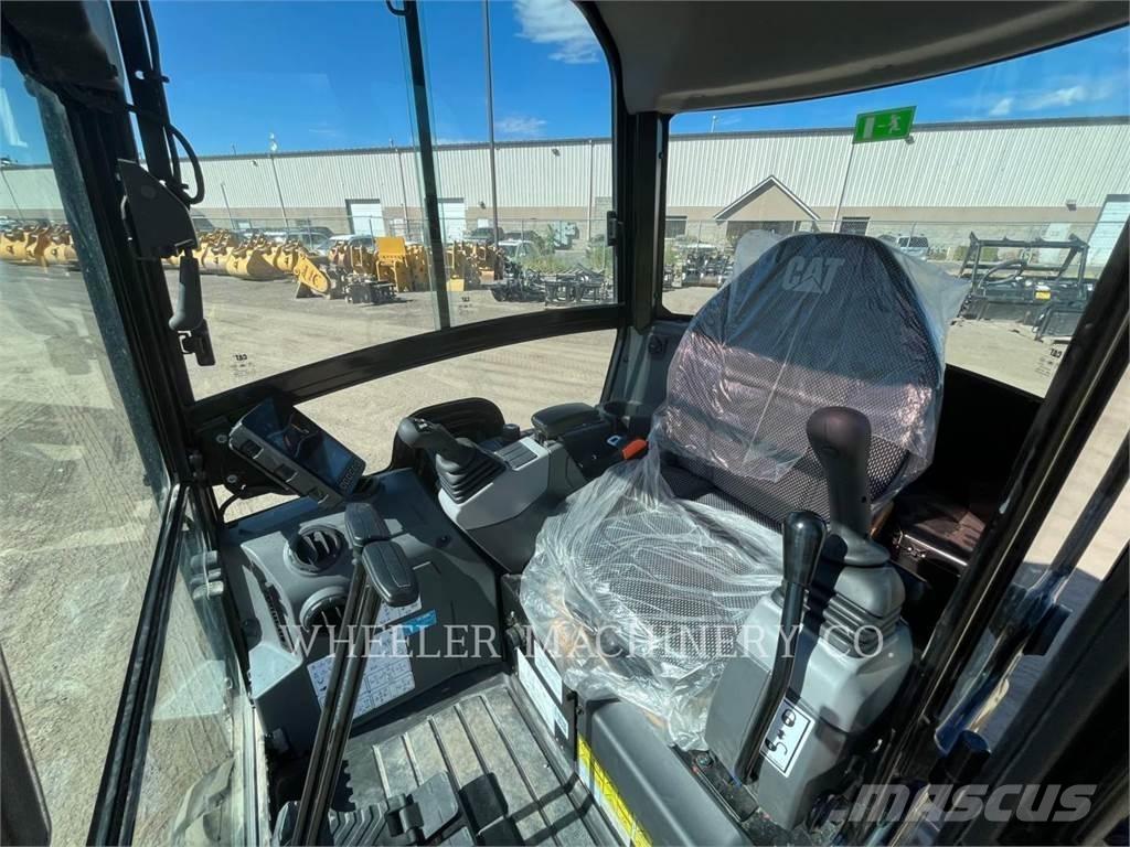CAT 302.7 C3 Bageri guseničari