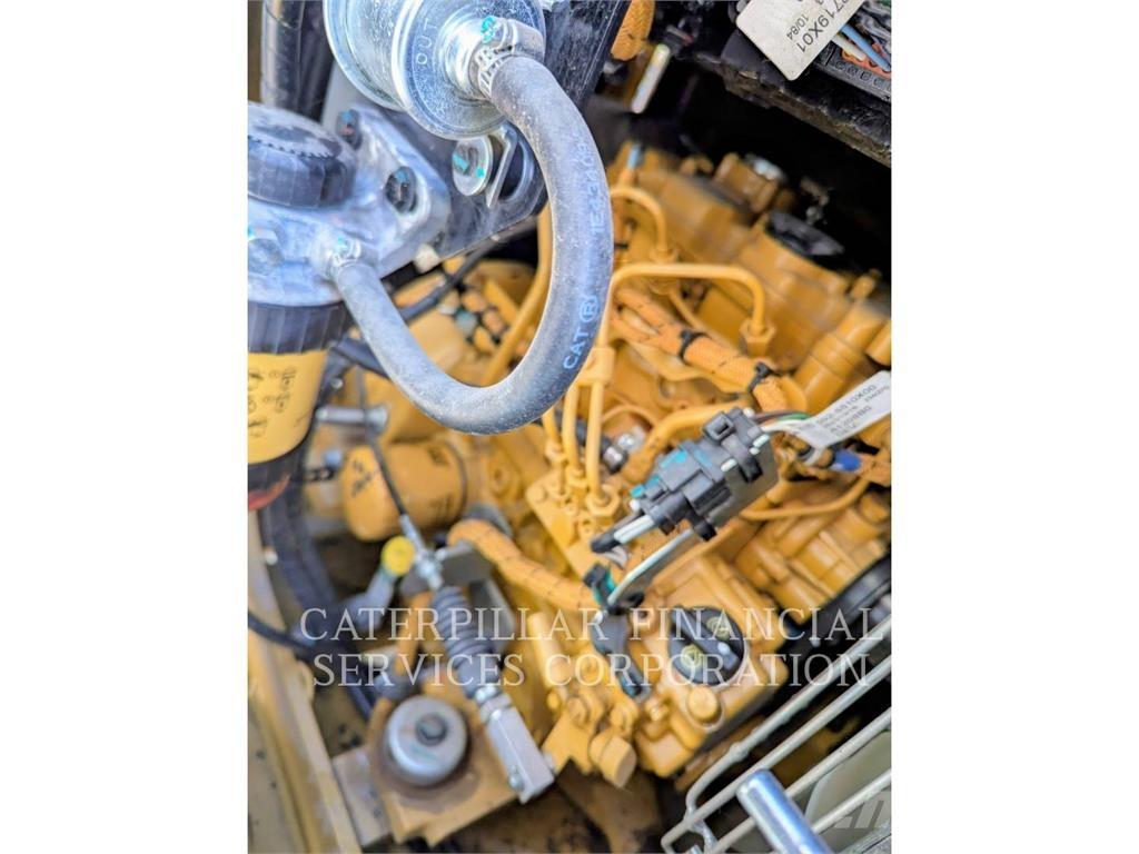 CAT 302.707CR Bageri guseničari