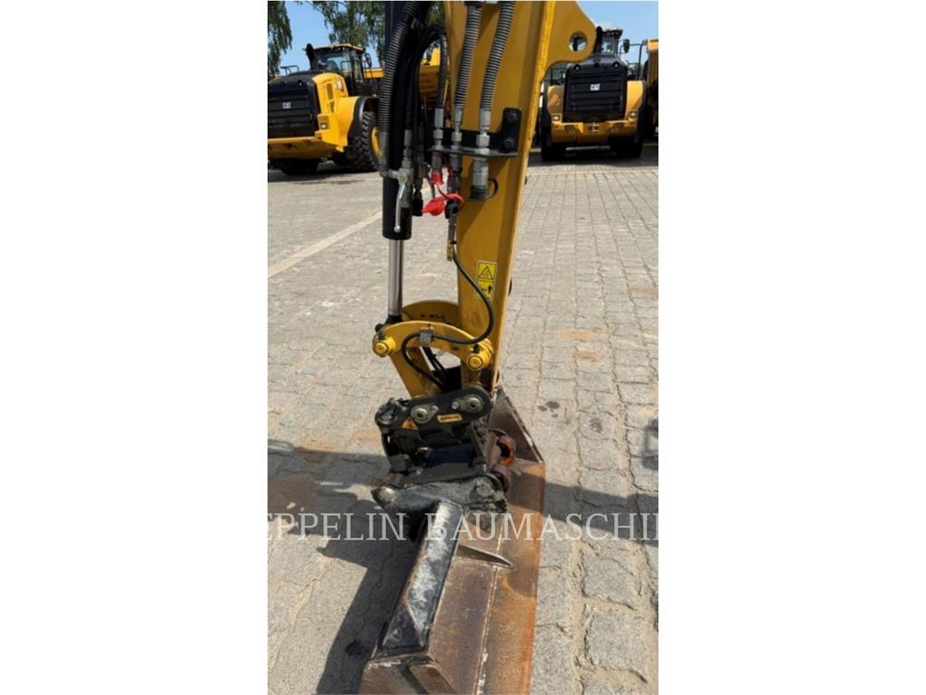 CAT 302.7CR-07 Bageri guseničari