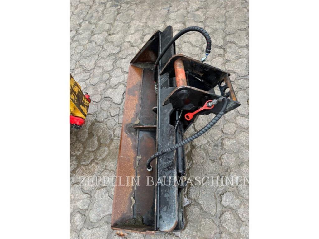 CAT 302.7CR-07 Bageri guseničari