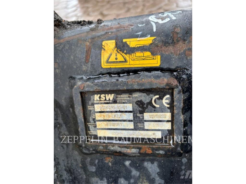 CAT 302.7D Bageri guseničari