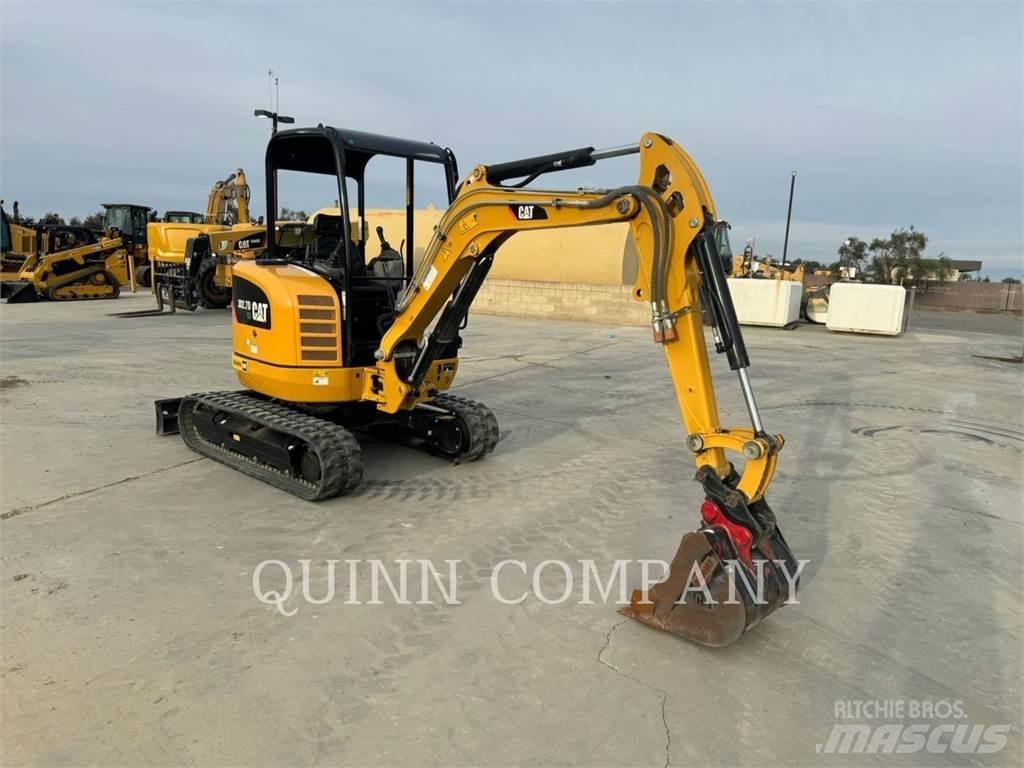 CAT 302.7D CR Bageri guseničari