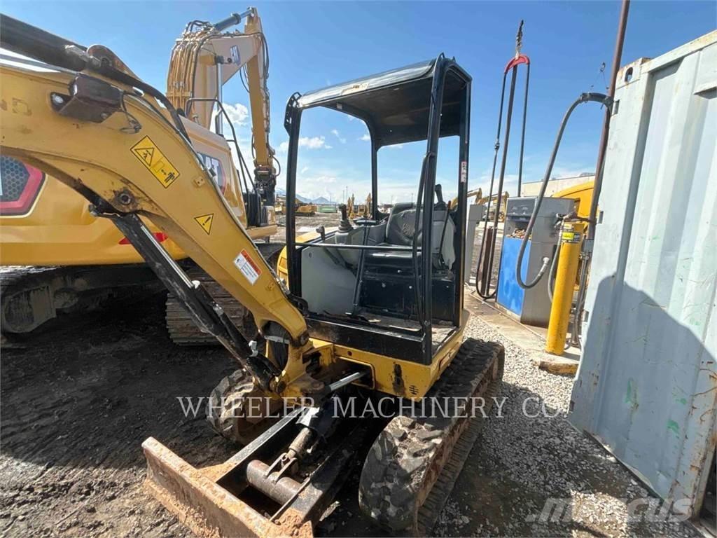 CAT 302.7DC1TH Bageri guseničari