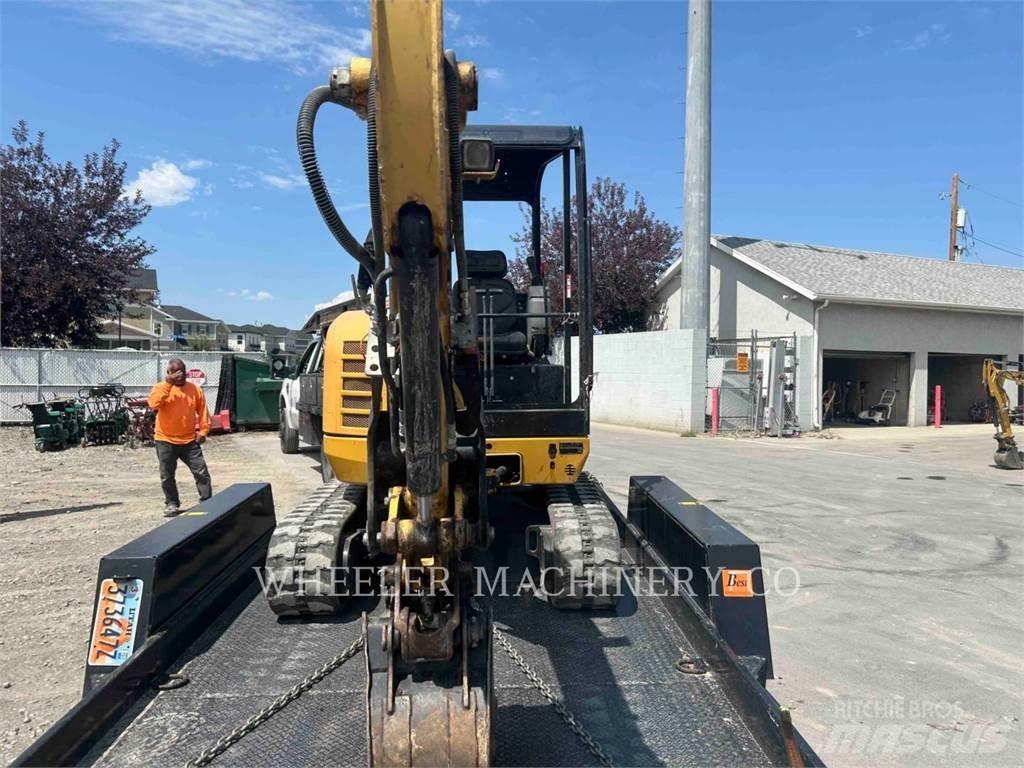 CAT 302.7DC1TH Bageri guseničari