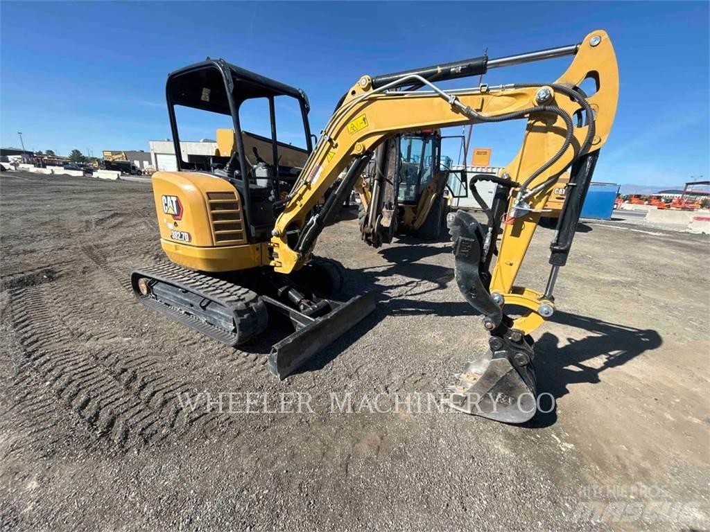 CAT 302.7DC1TH Bageri guseničari