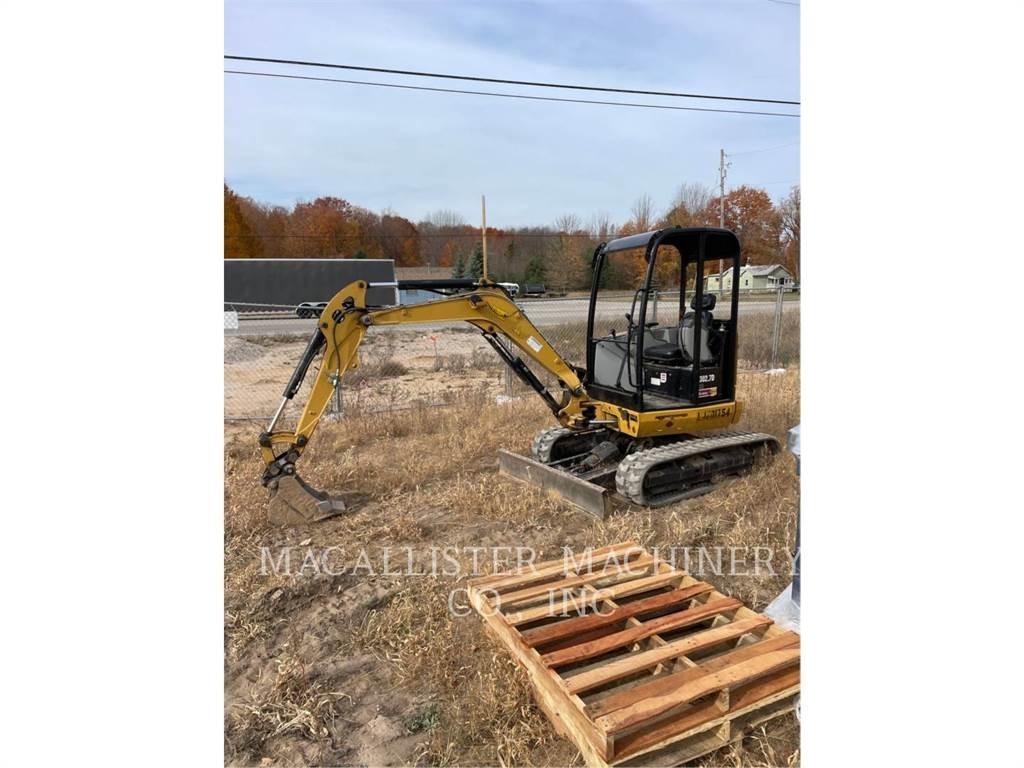 CAT 302.7DCR Bageri guseničari