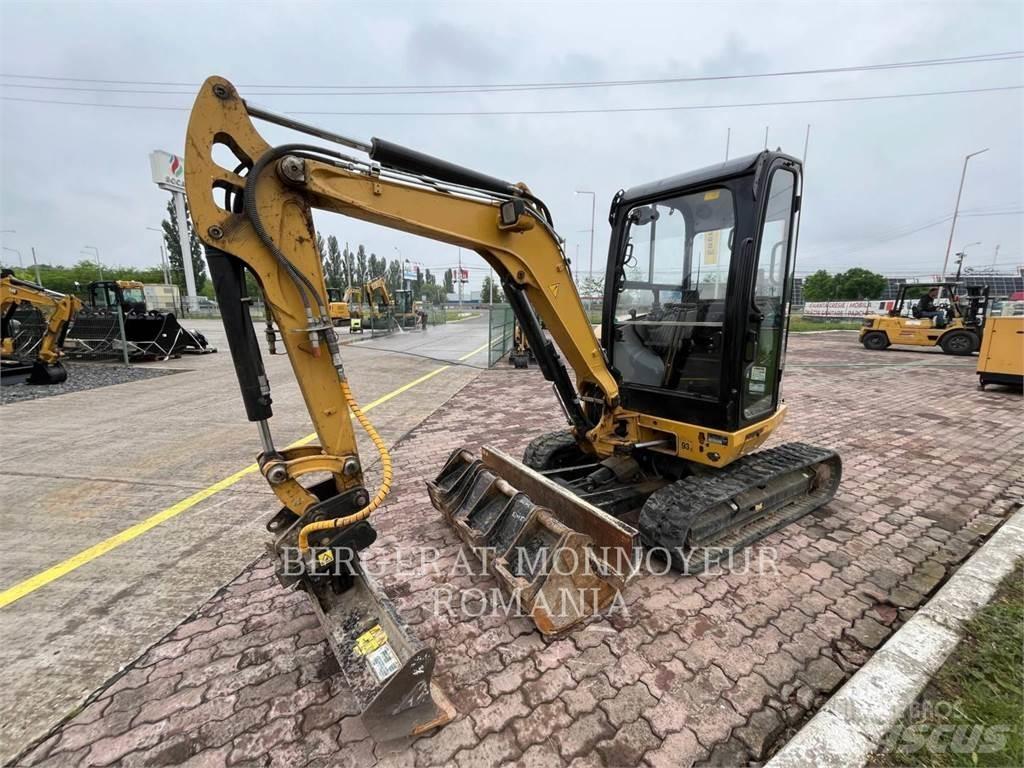 CAT 302.7DCR Bageri guseničari