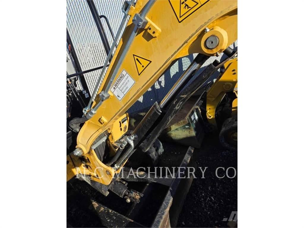 CAT 302.7DCRCN Bageri guseničari