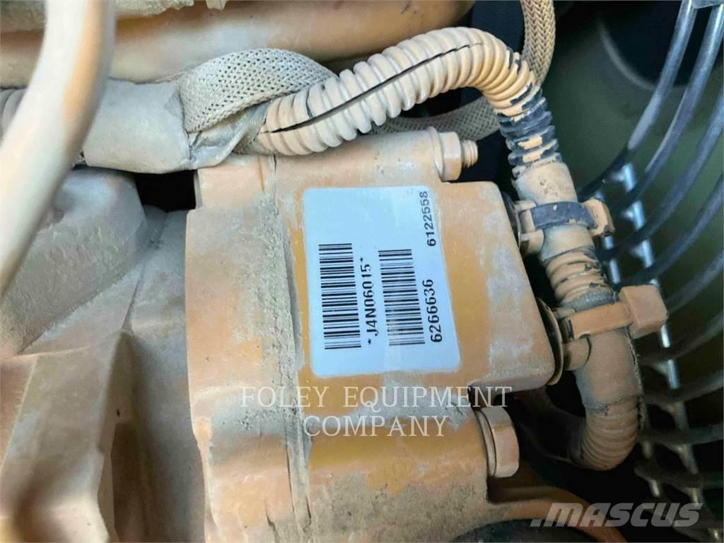 CAT 30407 Bageri guseničari