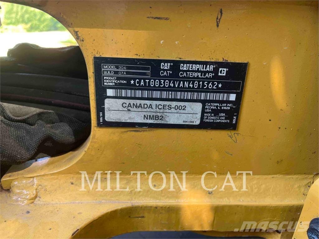 CAT 30407 Bageri guseničari