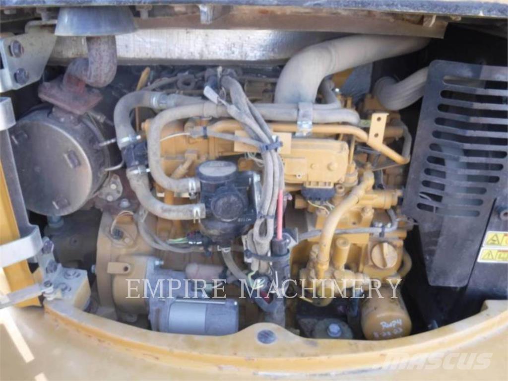 CAT 304E2 Bageri guseničari