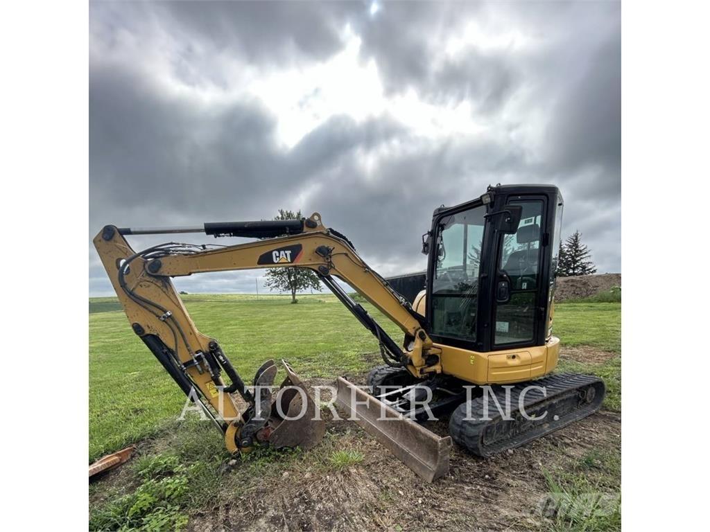 CAT 304E2 CR- Bageri guseničari
