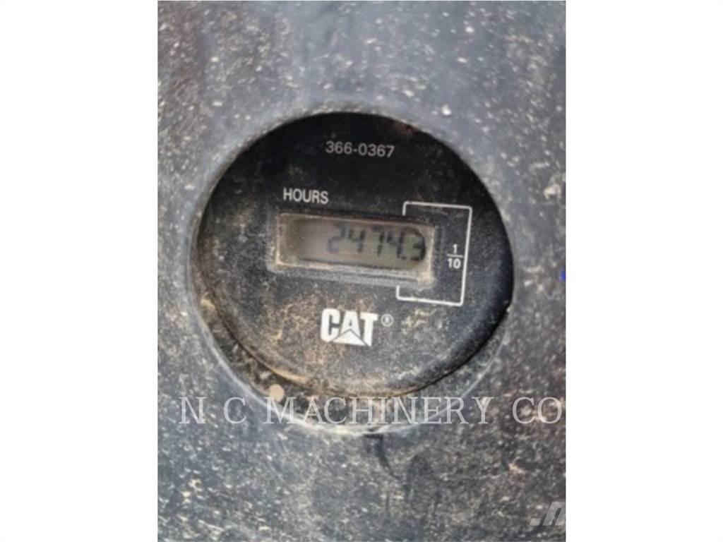 CAT 304E2 CRCB Bageri guseničari