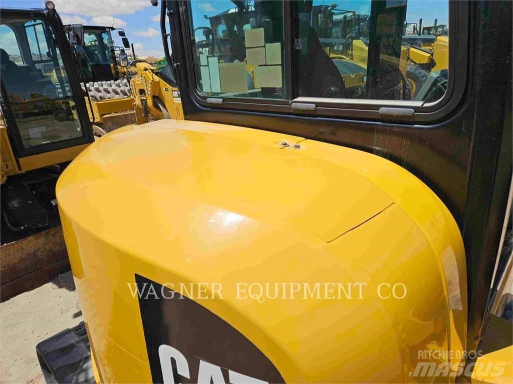 CAT 305.5E2 Bageri guseničari
