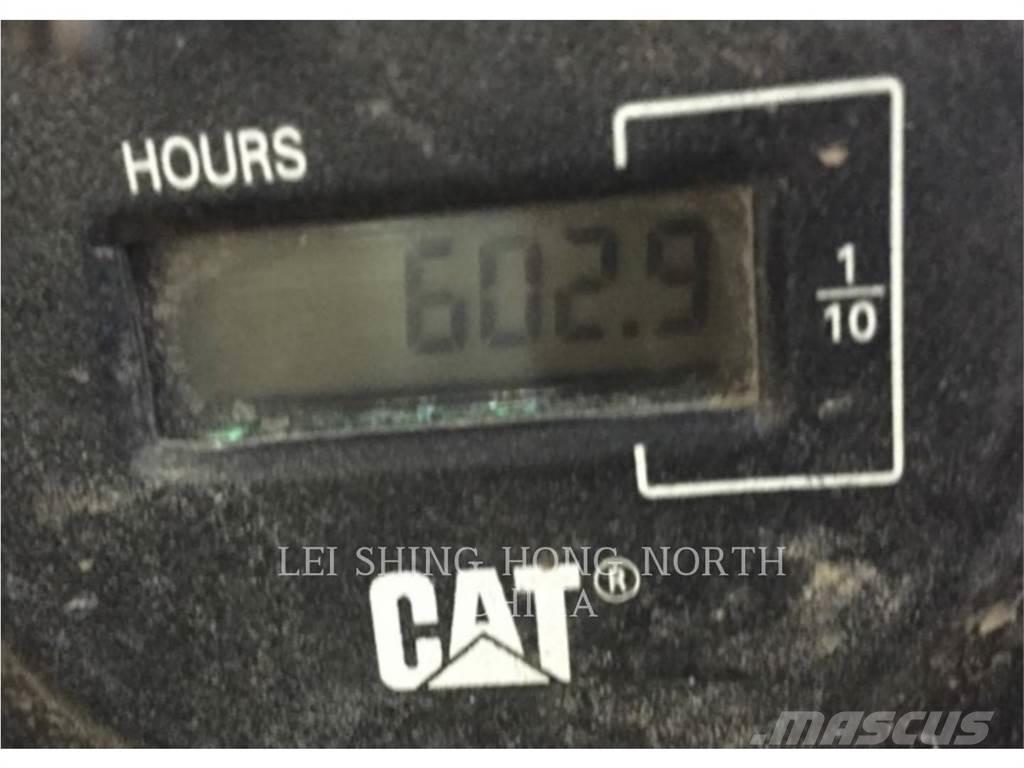 CAT 305.5E2 Bageri guseničari