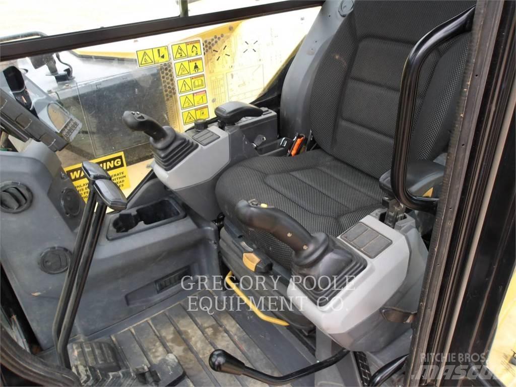 CAT 30807CR Bageri guseničari