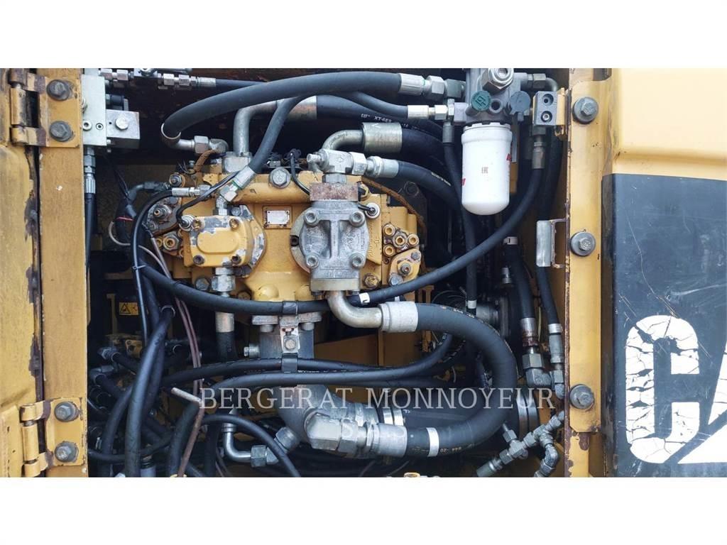 CAT 319C Bageri guseničari