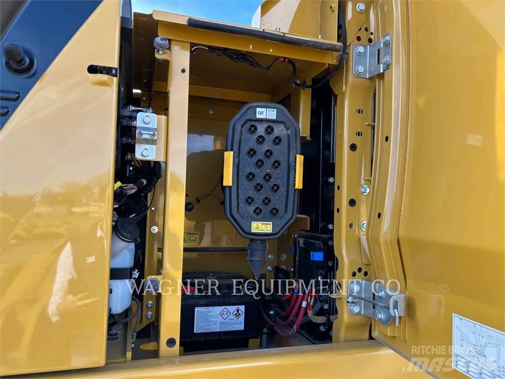 CAT 320 Bageri guseničari