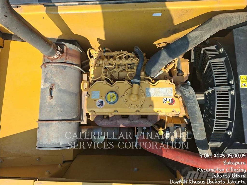 CAT 320-05GX Bageri guseničari