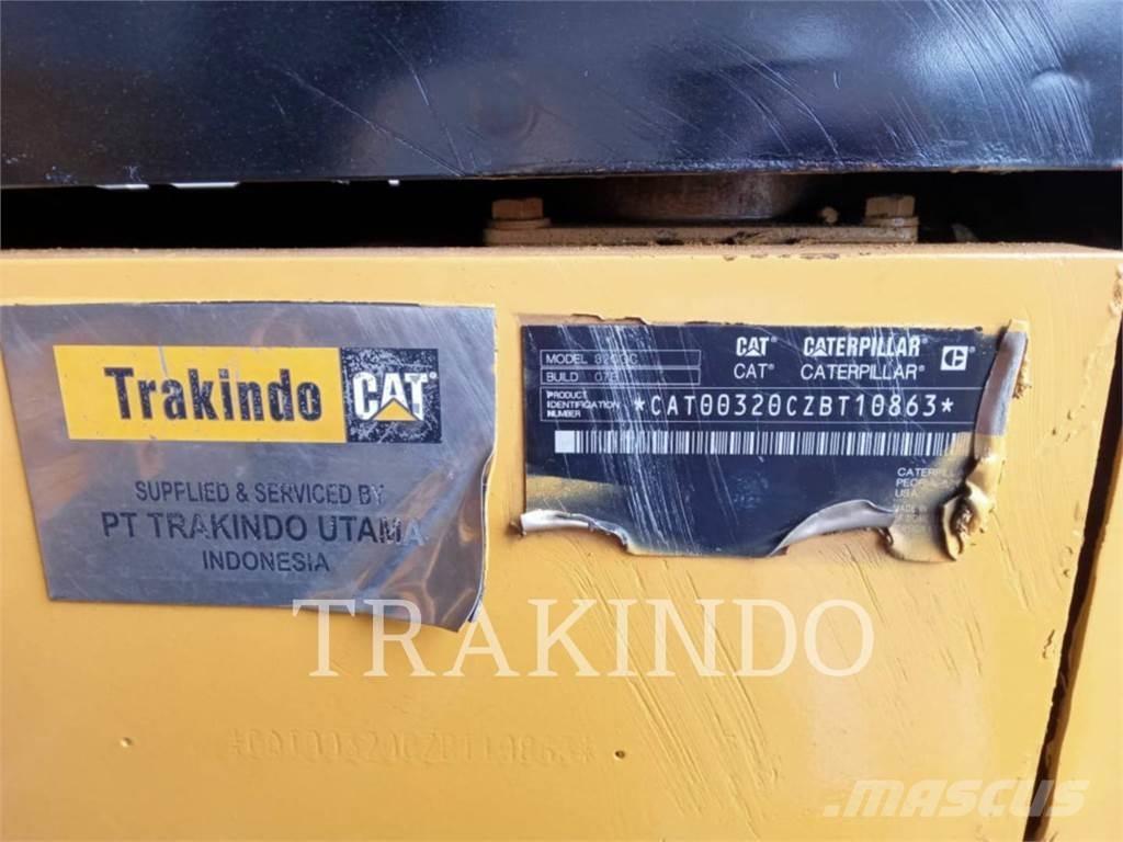 CAT 320-07GC Bageri guseničari