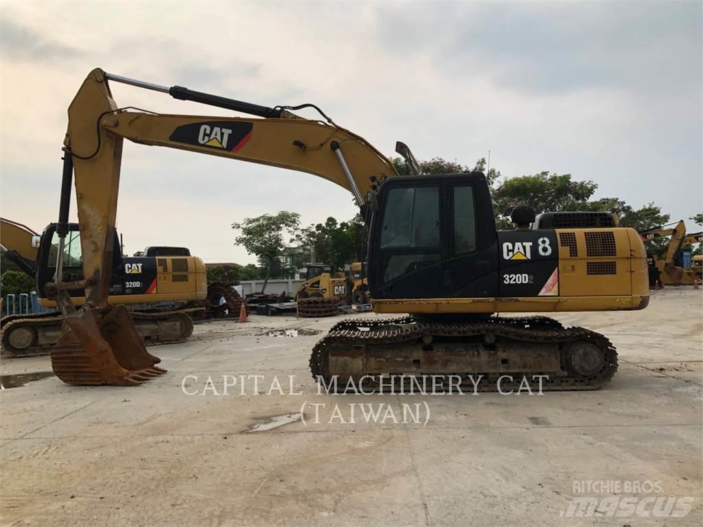 CAT 320D2 Bageri guseničari