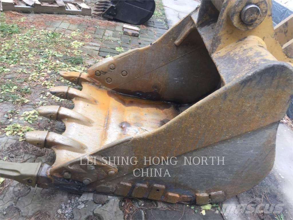 CAT 320D2GC Bageri guseničari