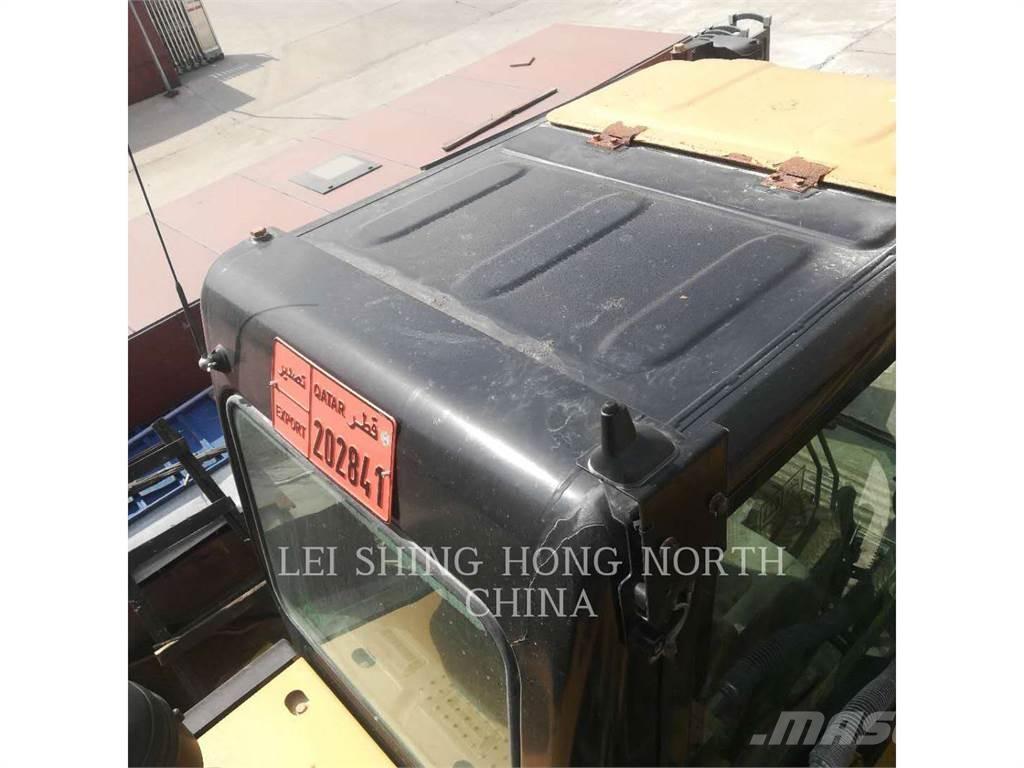 CAT 320D2L Bageri guseničari