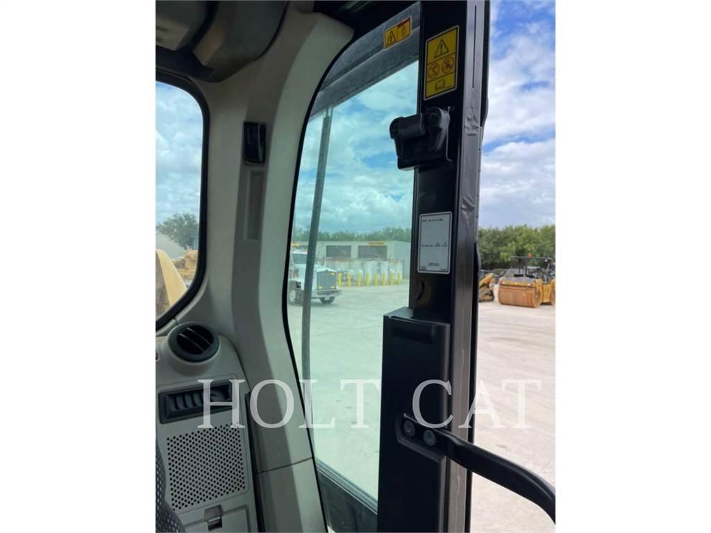 CAT 320GC Bageri guseničari