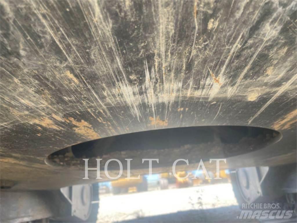 CAT 320GC Bageri guseničari