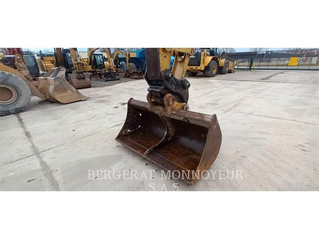 CAT 321D CR Bageri guseničari