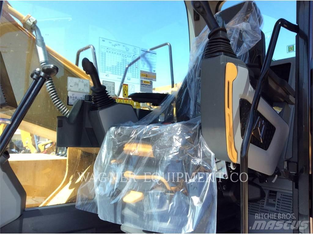 CAT 323 Bageri guseničari