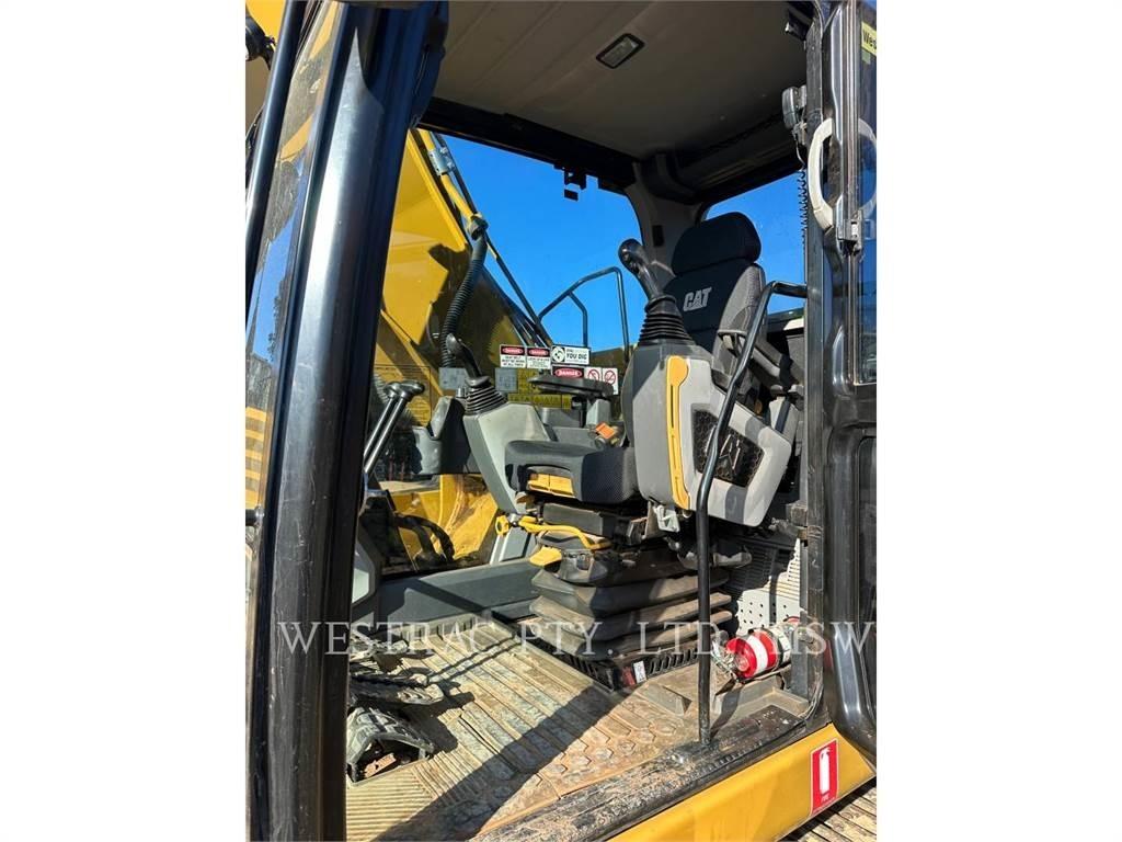 CAT 323-07 Bageri guseničari