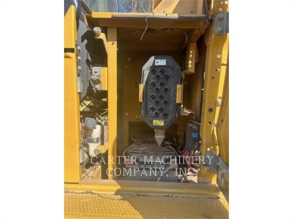 CAT 323-07 Bageri guseničari