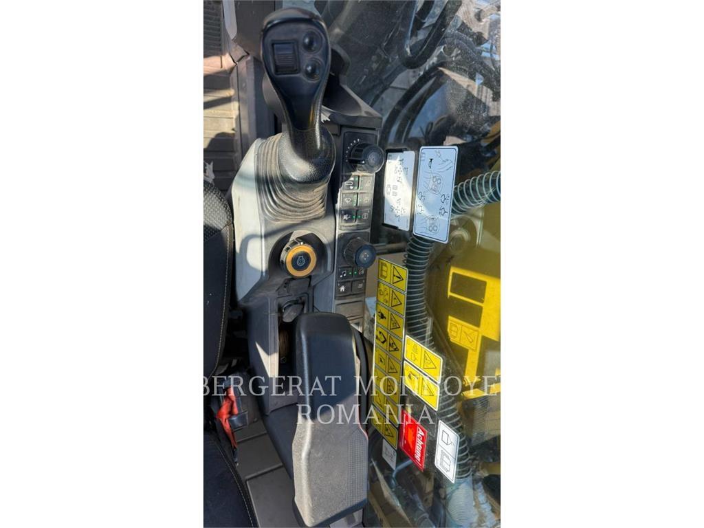 CAT 323-07 Bageri guseničari