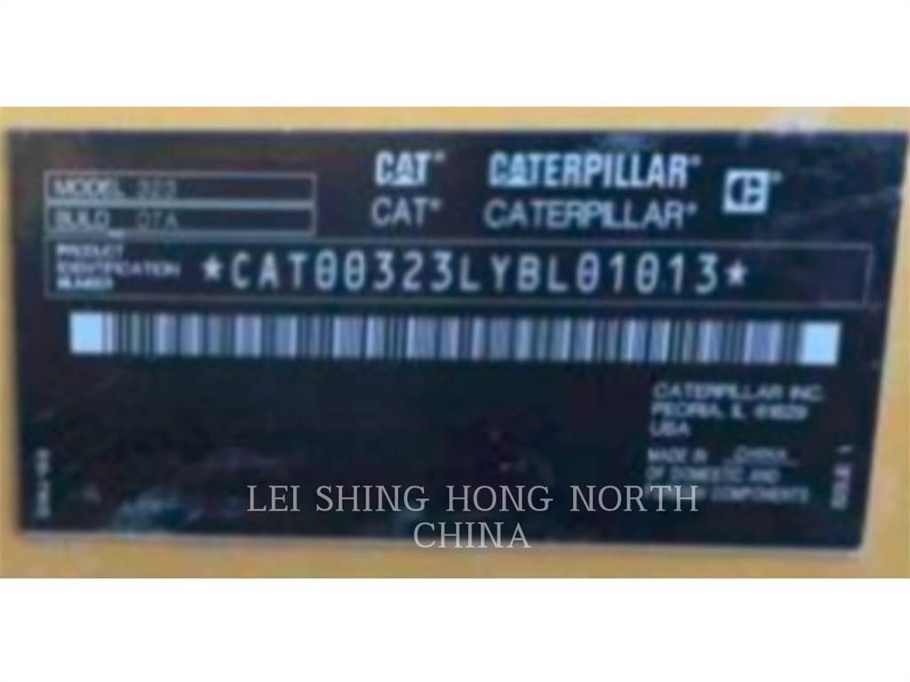 CAT 323-07 Bageri guseničari