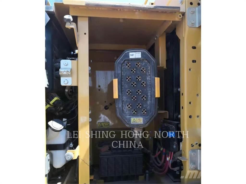 CAT 323-07 Bageri guseničari