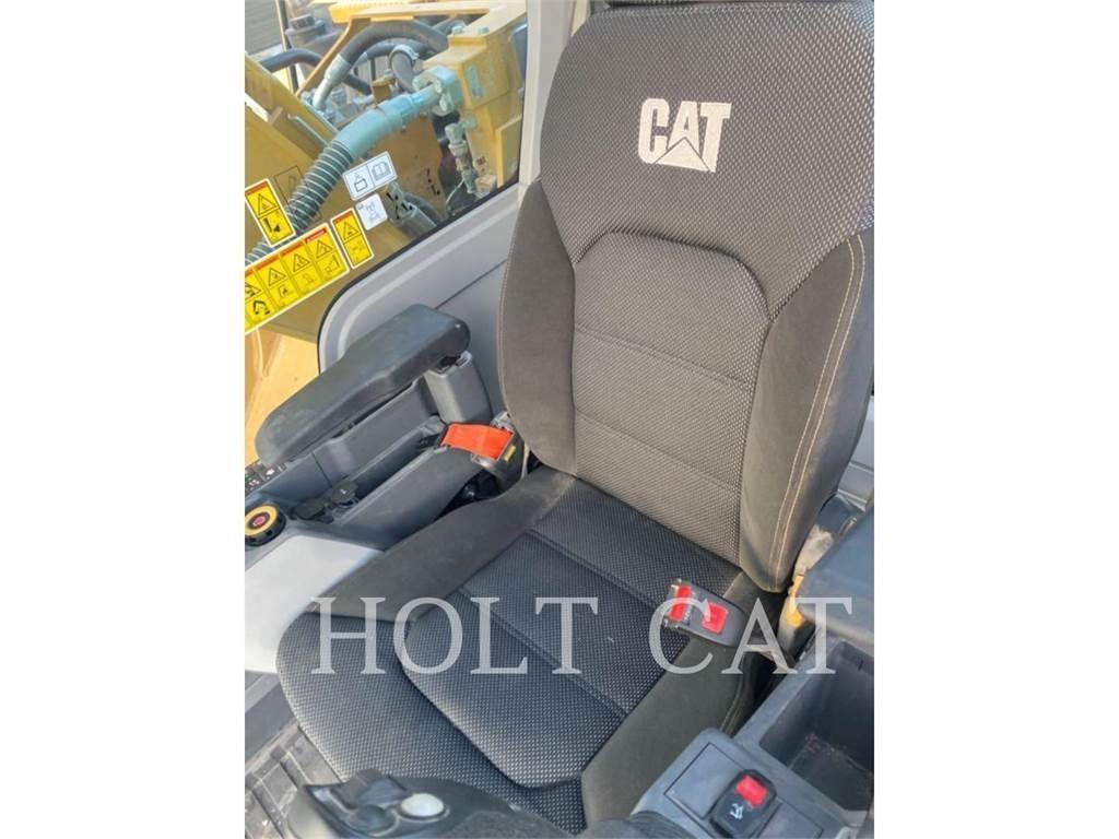 CAT 323 TC Bageri guseničari