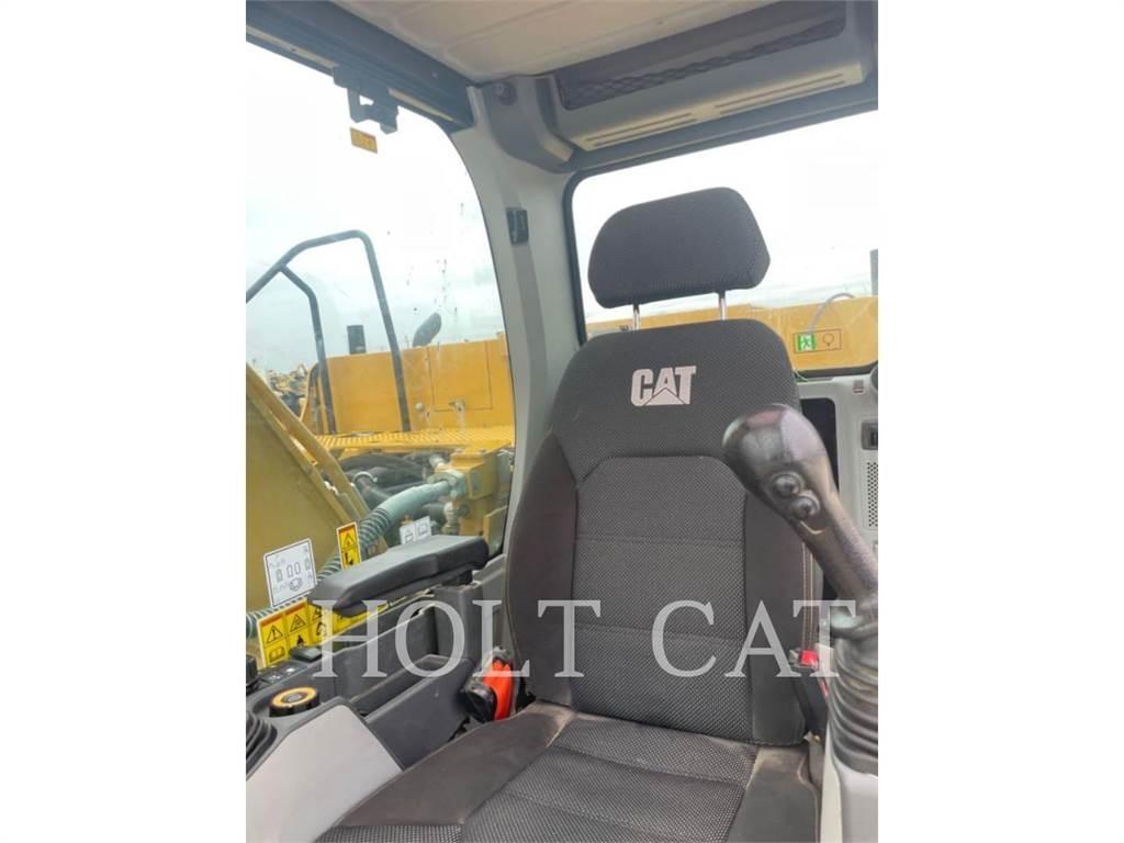 CAT 323 TC Bageri guseničari