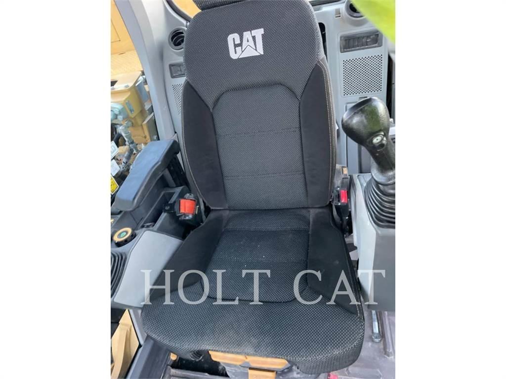 CAT 323 TC Bageri guseničari