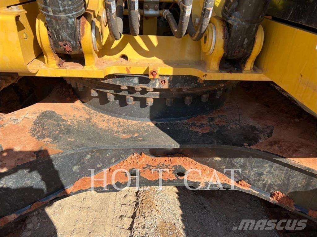 CAT 323 TC Bageri guseničari