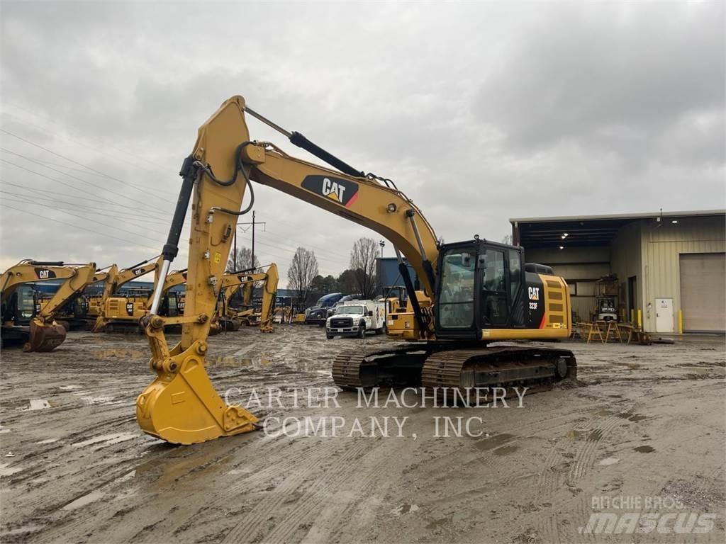 CAT 323FL Bageri guseničari