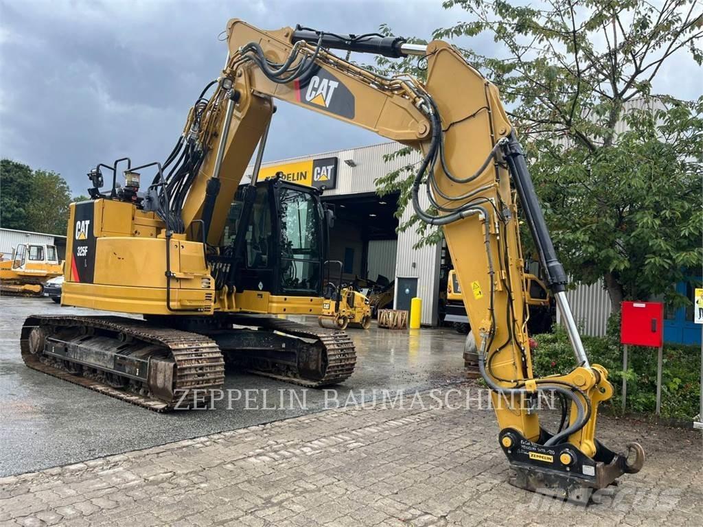 CAT 325FL Bageri guseničari