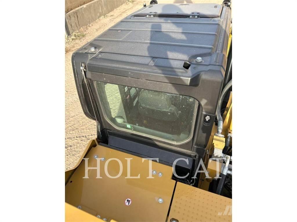 CAT 326 TC Bageri guseničari