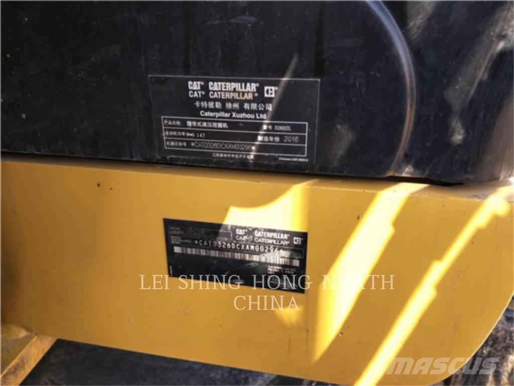 CAT 326D2L Bageri guseničari