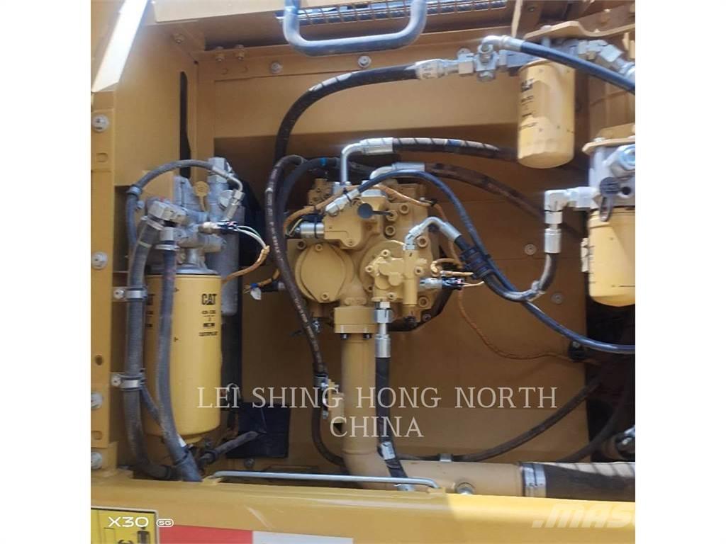 CAT 326D2L Bageri guseničari