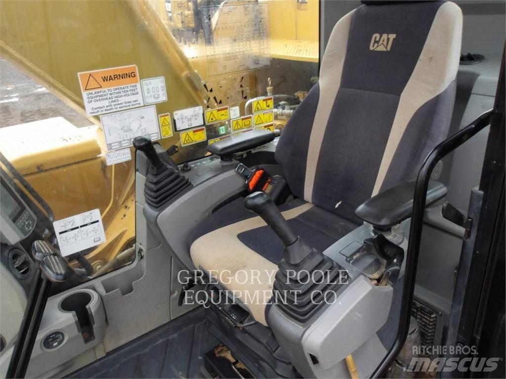 CAT 326FL Bageri guseničari