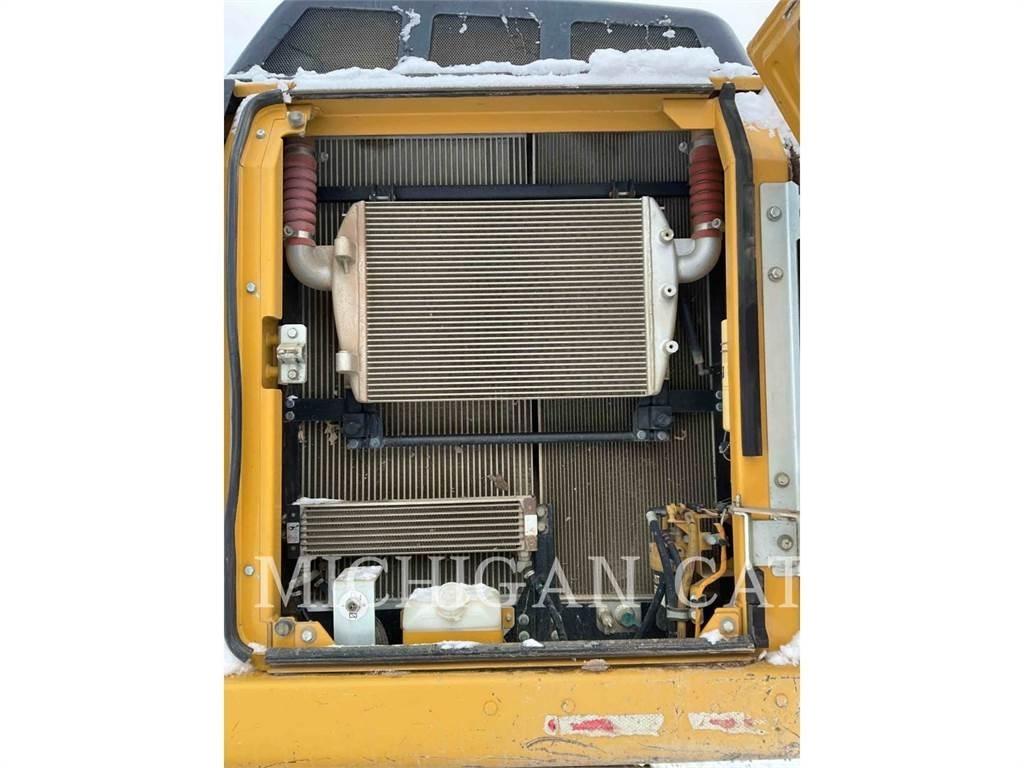 CAT 329EL Bageri guseničari