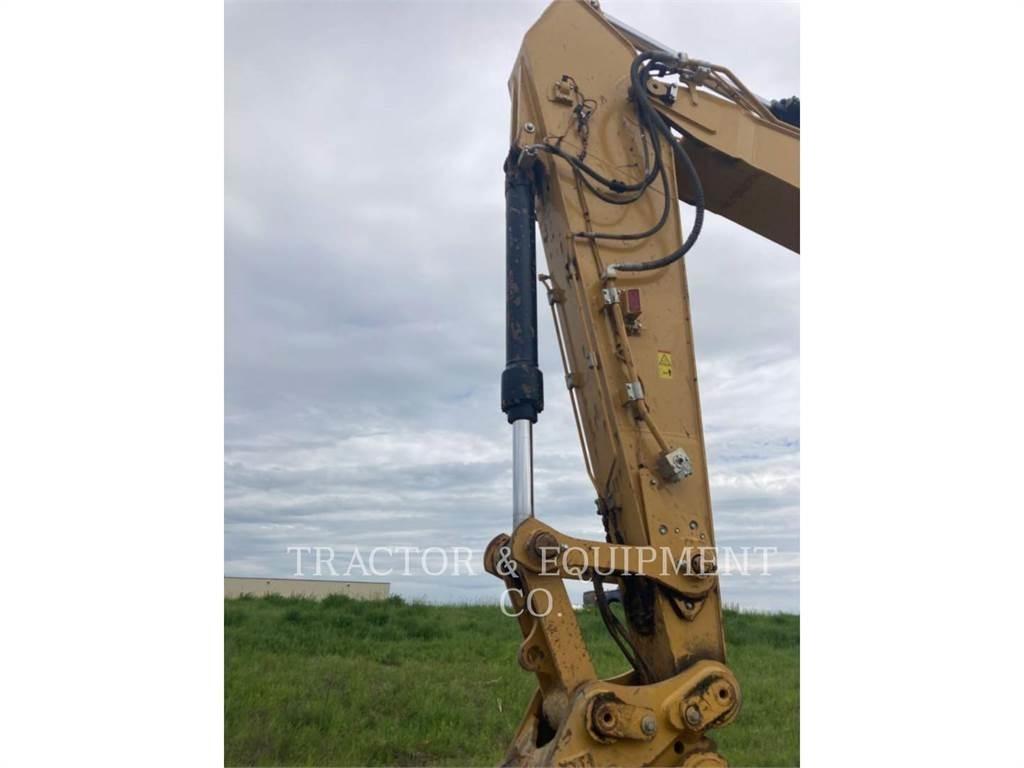 CAT 330 Bageri guseničari
